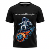 Polo «Mi mundo, mis reglas» — Astronauta skater